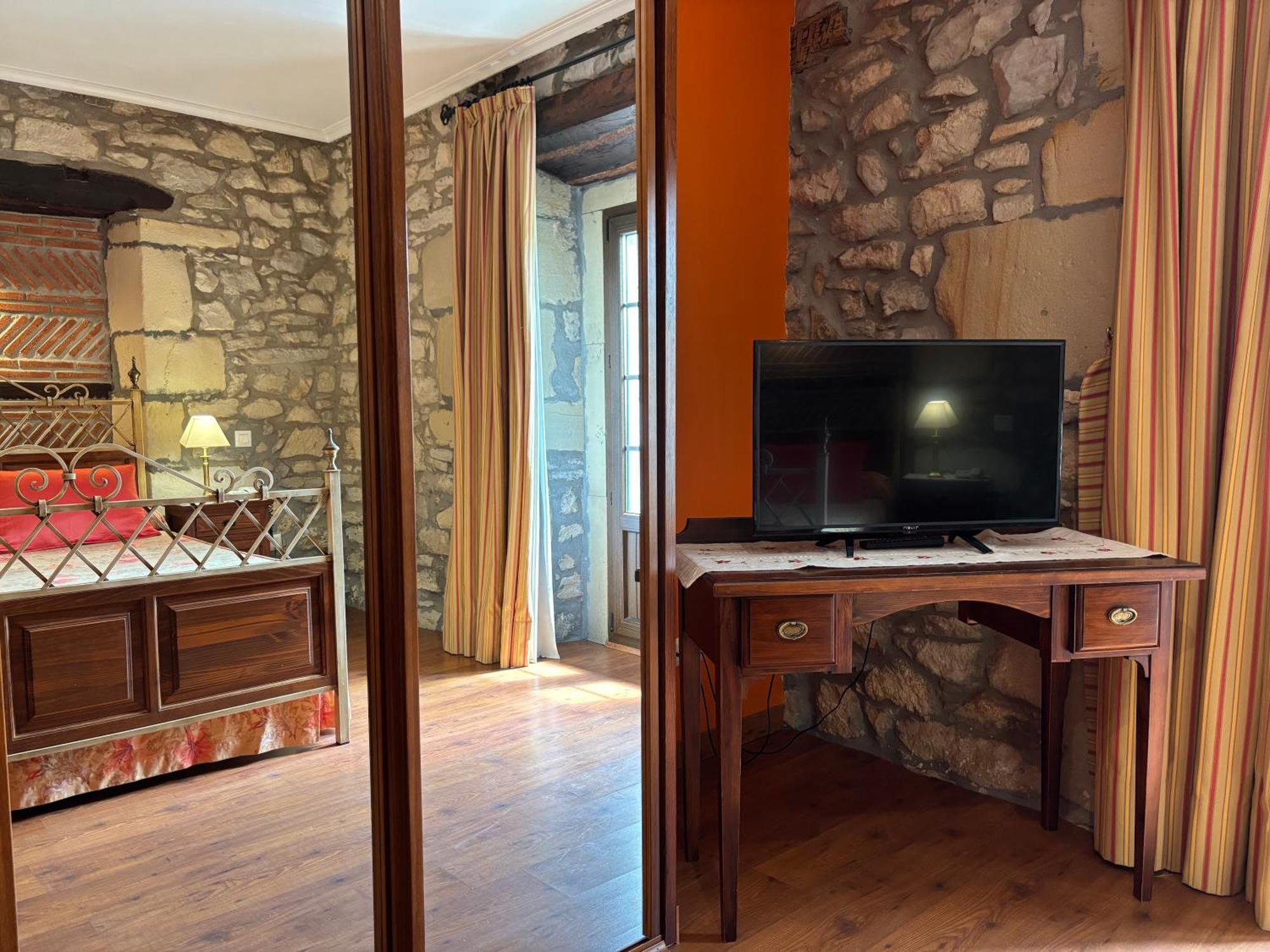 Hotel Casona Los Caballeros Сантильяна-дель-Мар Экстерьер фото